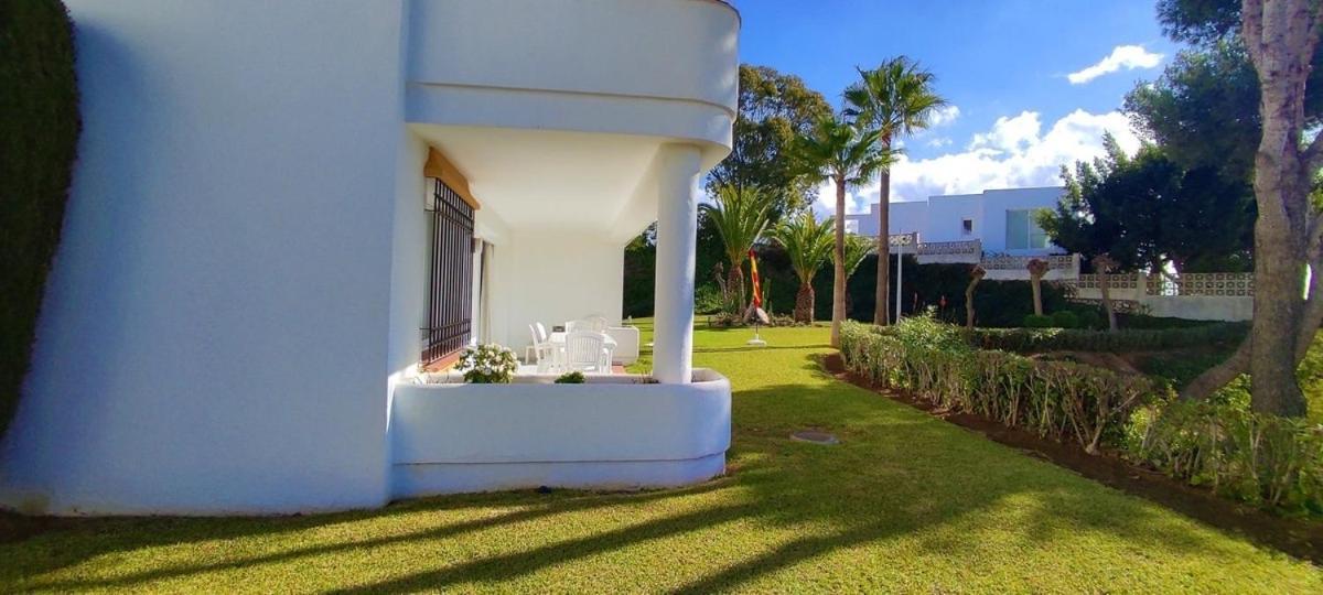 Quiet 2 Bedroom Apartment-Sleeps Up To 6 Mijas Eksteriør bilde